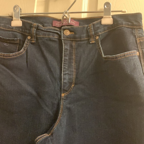Gloria Vanderbilt Amanda Dark Blue Denim Jeans 16s EUC - Picture 2 of 8
